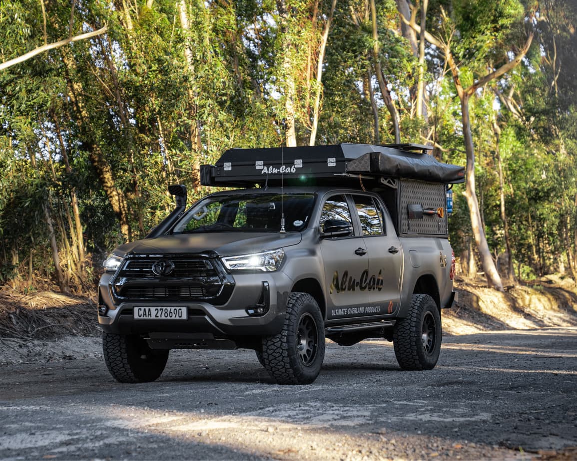 1-4 Hilux CANOPY CAMPER - Image 1