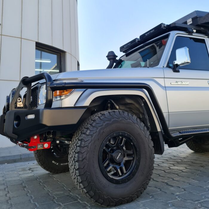 L79 Rear Step TOYOTA LC79 2007- 2023 DUAL CAB PREMIUM SIDE STEPS & RAILS – Uroffroad UAE