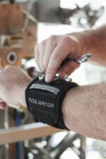 Mag Band Magnetic Wrist Toolbox - Image 9