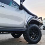 HILUX REVO 2015+ STEEL SIDE STEPS & RAILS - Image 2