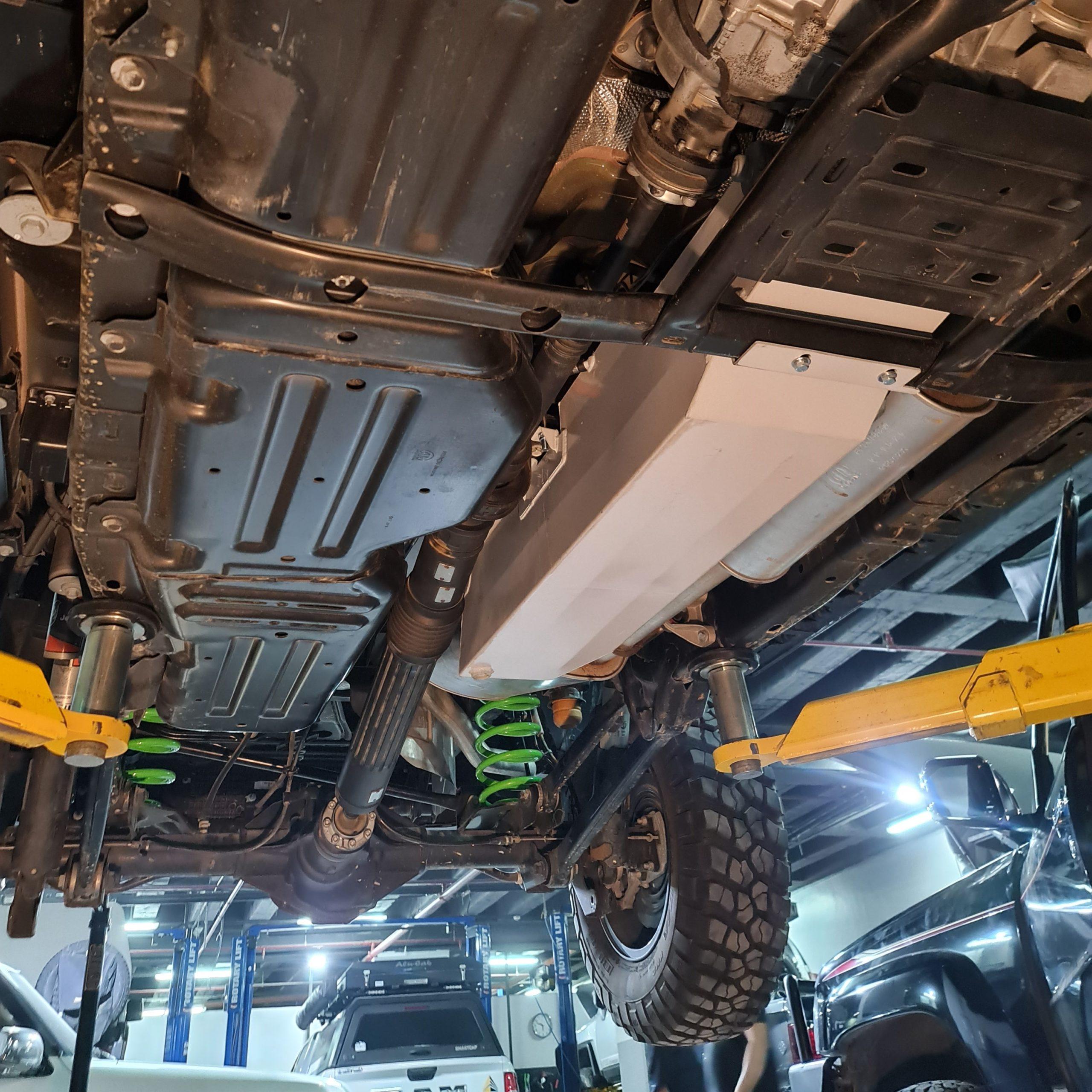 jl-tank-scaled Jeep JL Auxiliary Fuel Tank 151L - Image 1