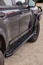 LC300 PREMIUM STEEL SIDE STEP - Image 3