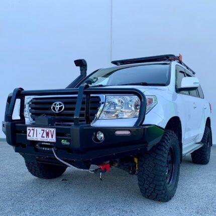 TOYOTA LC200 (2012-2015) DELUXE BULL BAR