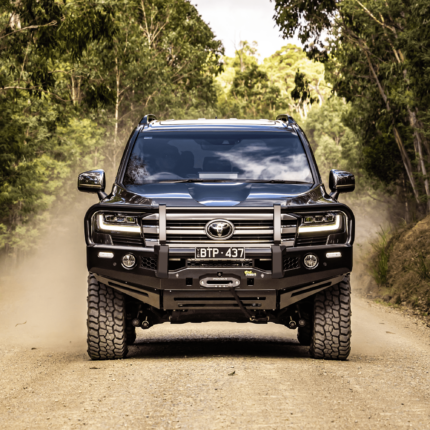 LC300 PREMIUM BULL BAR