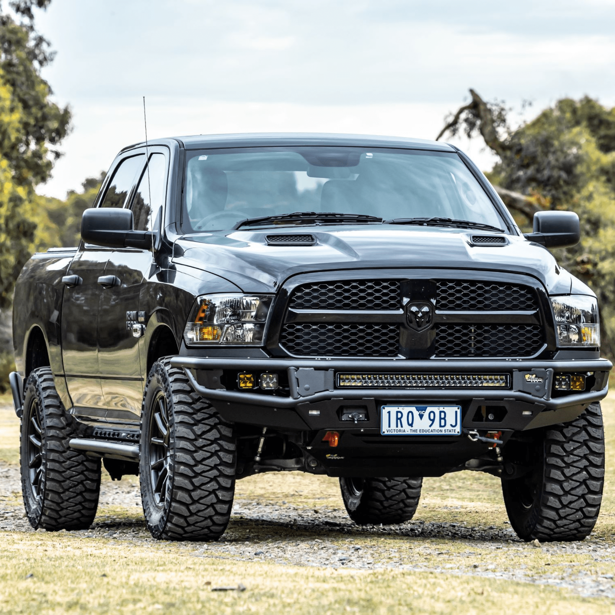 BBR075-1 RAM 1500 DS RAID BULL BAR - Image 1