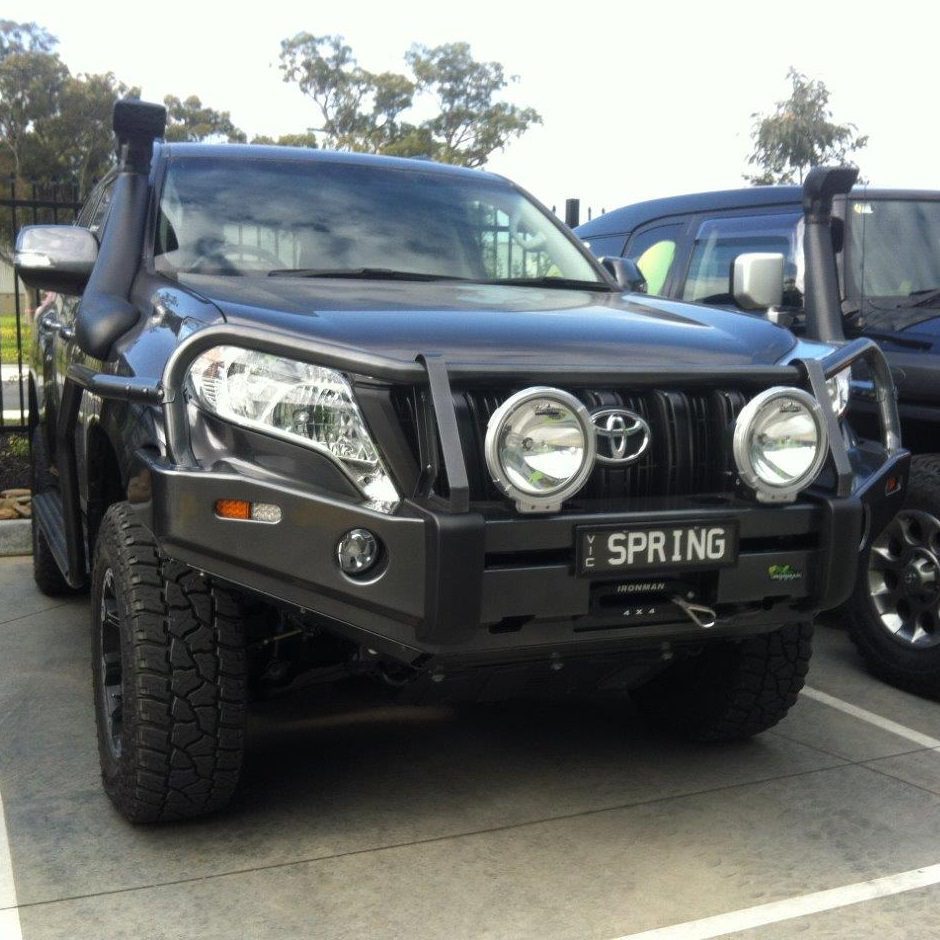 Copy-of-MELB14-1 TOYOTA PRADO 150 LEXUS GX460 2013-2017 DELUXE BULL BAR - Image 1