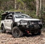 ISUZU D-MAX 2020+ SIDE STEPS & RAILS - Image 2