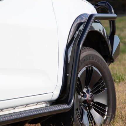 ISUZU D-MAX 2020+ SIDE STEPS & RAILS