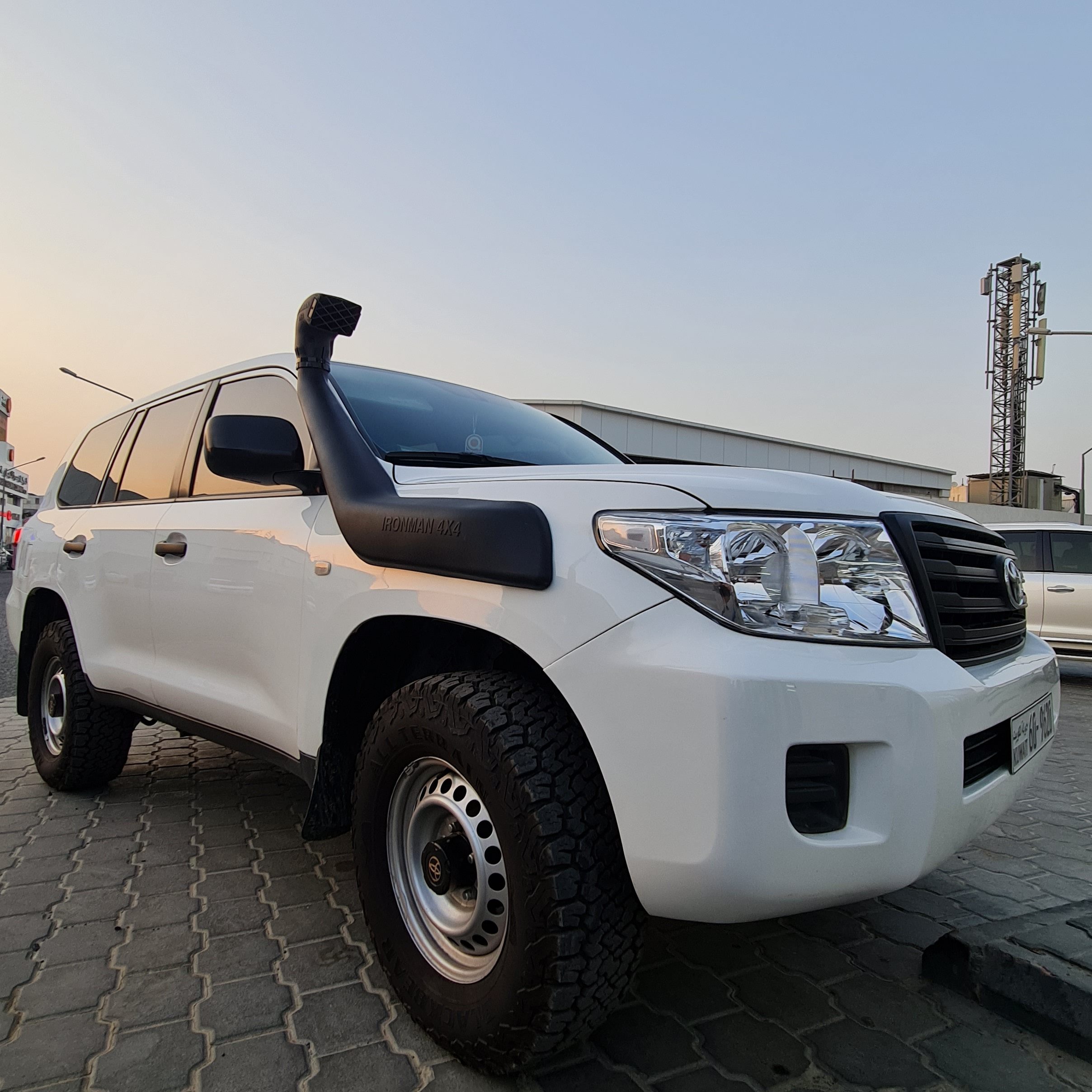 lc200-snorkel SNORKEL LC200 2008-2015 - Image 1