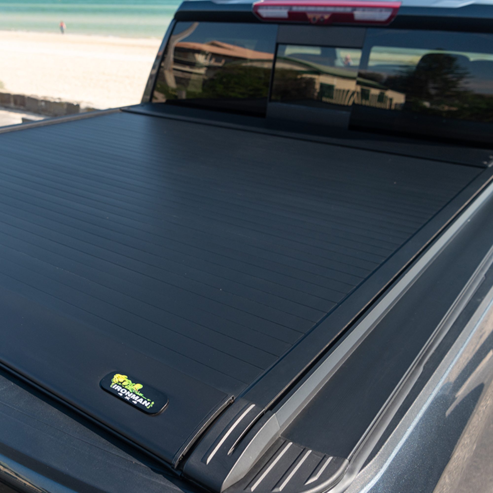 ISLIDEAWAY075-E.jpg RAM 1500 2019+ DS SLIDE-AWAY (With RamBox) - Crew Cab Only with 5.8’ Bed - Image 1