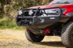 HILUX ROGUE 2023+ DELUXE BULL BAR - Image 5