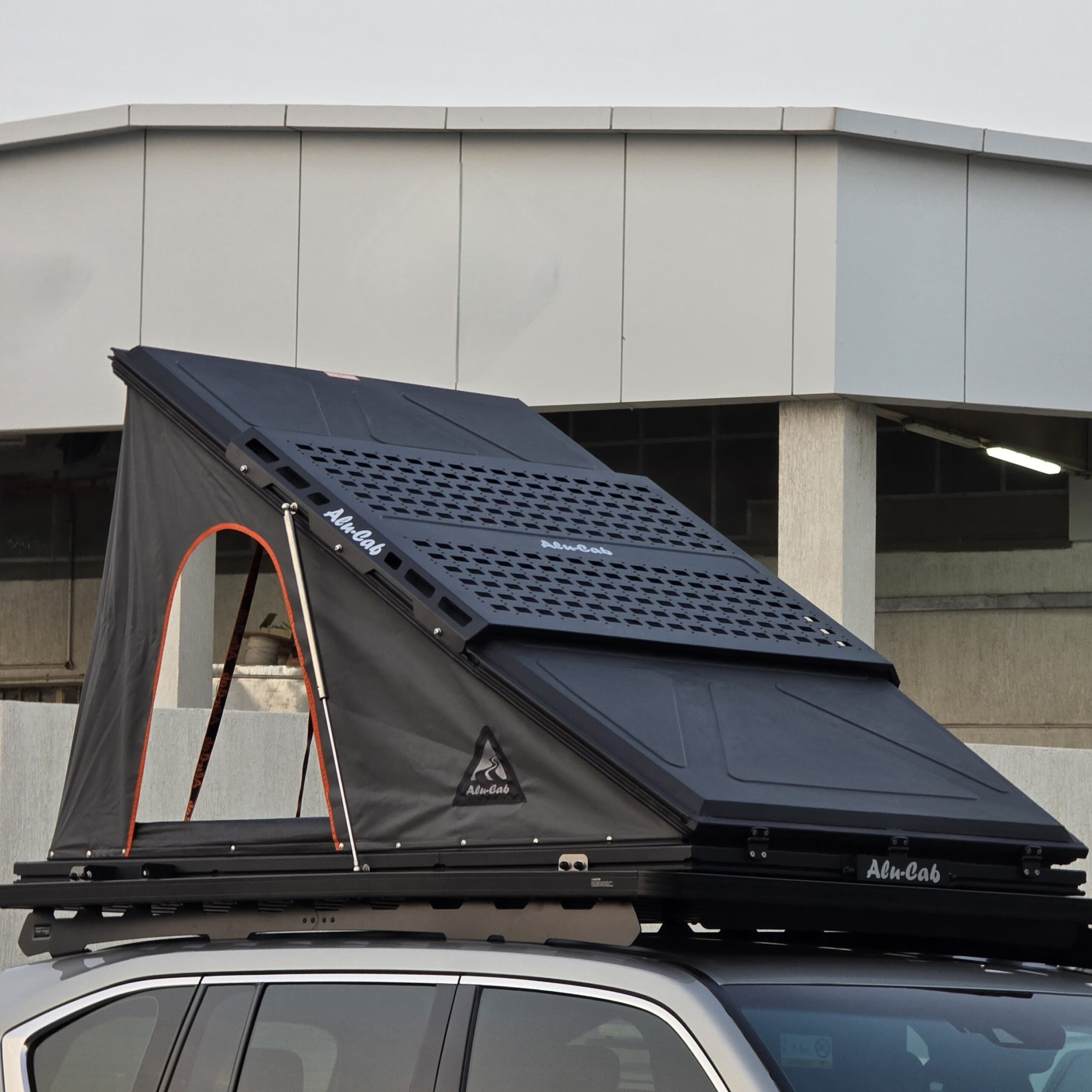 01-1-scaled-1.jpeg LT-50 Lightweight Tent Weekender - Image 1